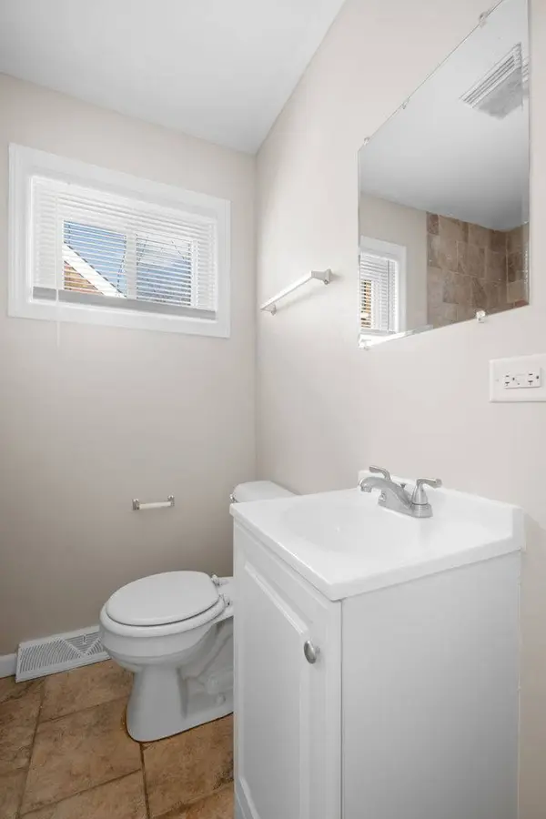 228 E 140th PL, Dolton, IL 60419