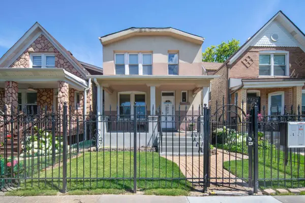 3402 W Beach AVE, Chicago, IL 60651