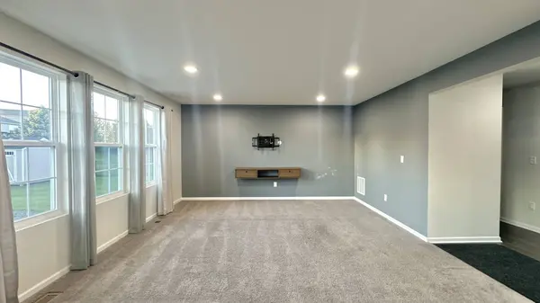 1931 Wren RD, Yorkville, IL 60560
