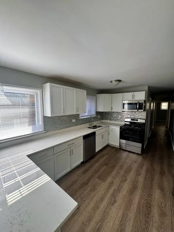 1102 W 111th ST, Chicago, IL 60643