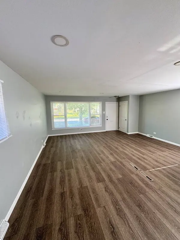 1102 W 111th ST, Chicago, IL 60643