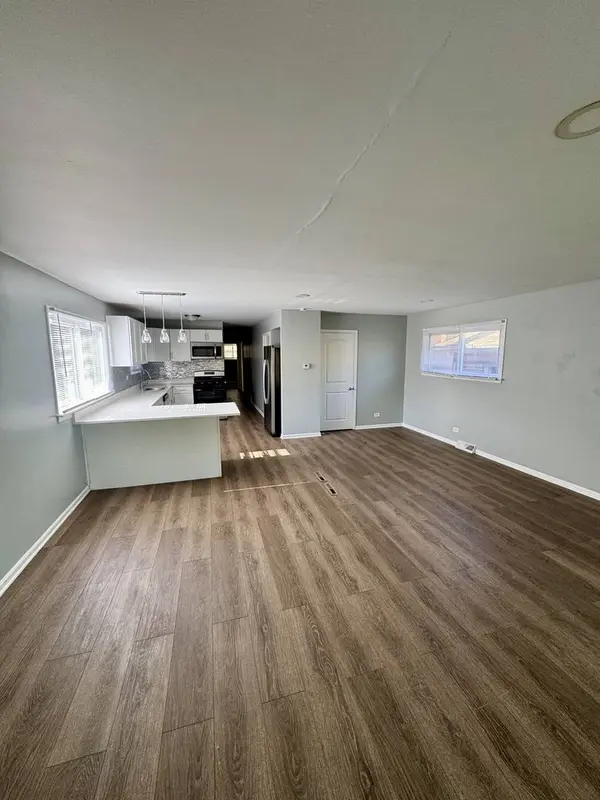 1102 W 111th ST, Chicago, IL 60643