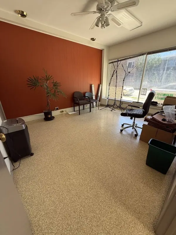 5808 W Higgins AVE, Chicago, IL 60630