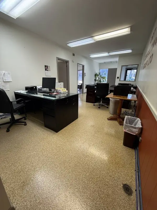 5808 W Higgins AVE, Chicago, IL 60630