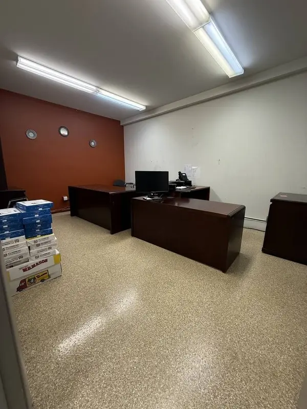 5808 W Higgins AVE, Chicago, IL 60630