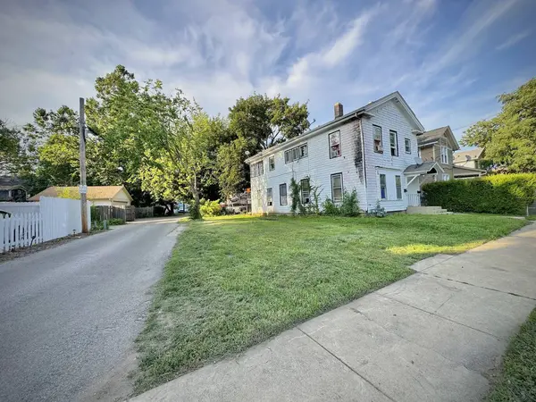 422 North AVE, Aurora, IL 60505