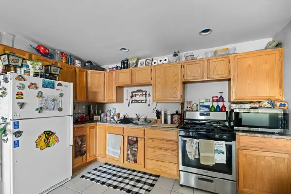 26198 W Spring Grove RD, Antioch, IL 60002
