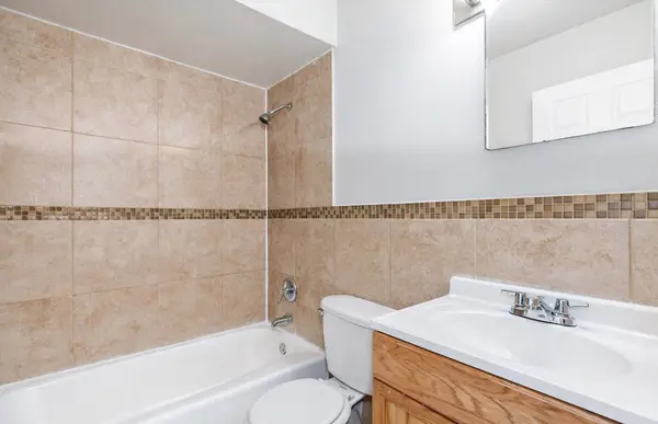 808 Mackinaw AVE, Calumet City, IL 60409