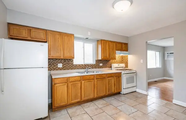 808 Mackinaw AVE, Calumet City, IL 60409