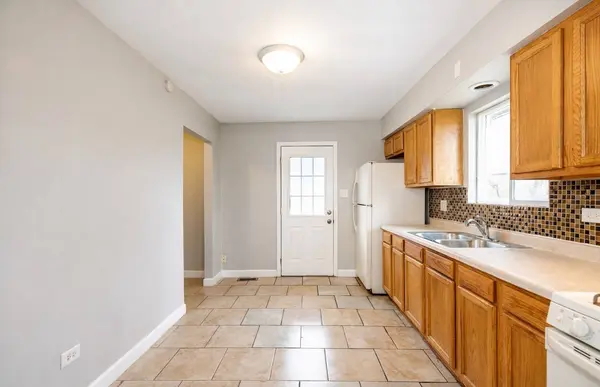 808 Mackinaw AVE, Calumet City, IL 60409