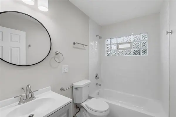 731 Enterprise CT, Chicago Heights, IL 60411