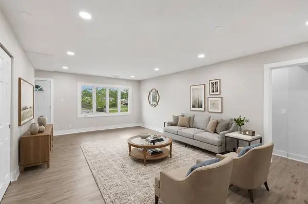 731 Enterprise CT, Chicago Heights, IL 60411