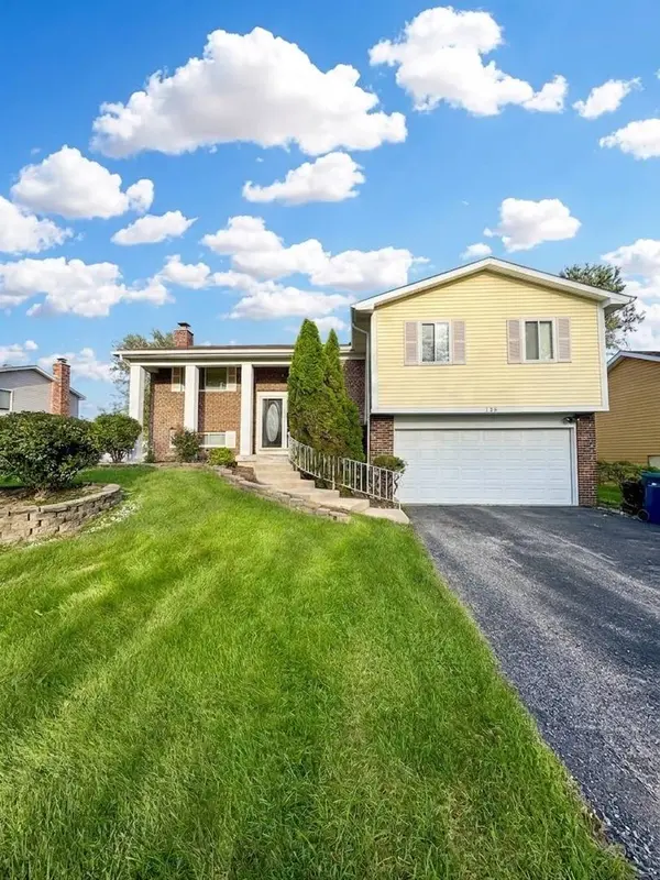 135 Oriole RD