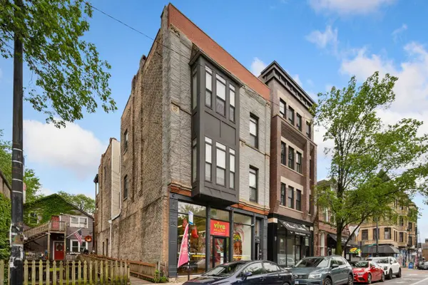 965 W 18th ST, Chicago, IL 60608