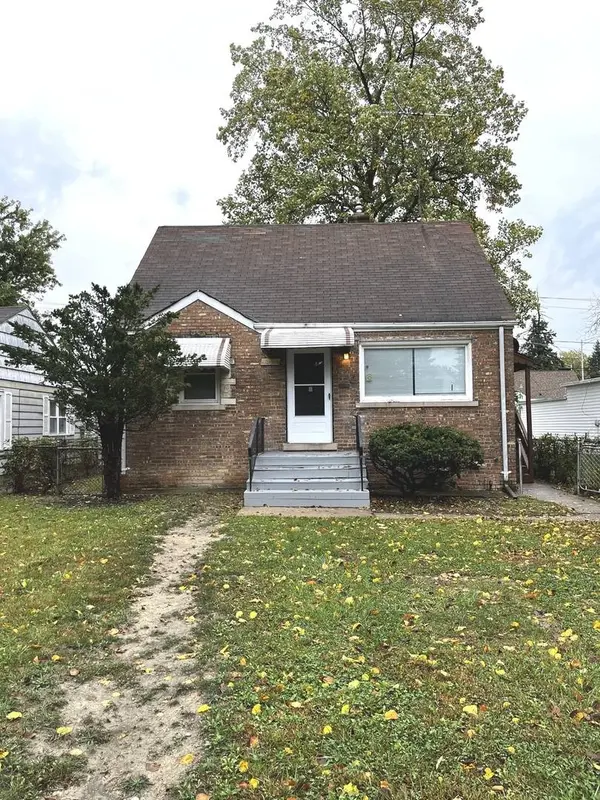 1491 Forest AVE