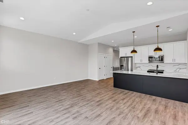 4906 S Saint Lawrence AVE #2, Chicago, IL 60615