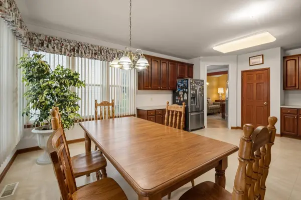 Streamwood, IL 60107