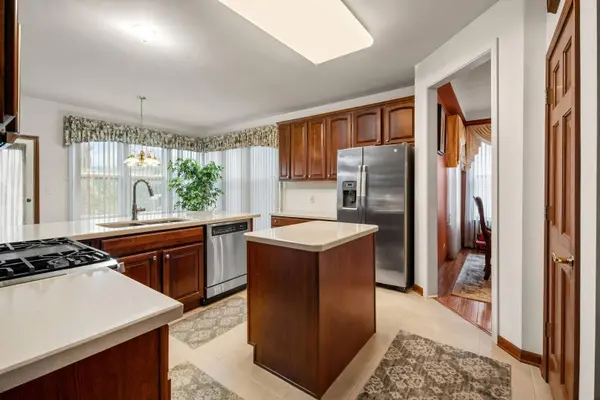 Streamwood, IL 60107