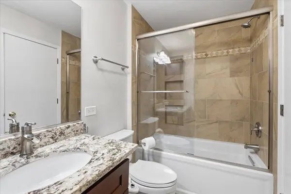 1525 WEDGEFIELD CIR, Naperville, IL 60563