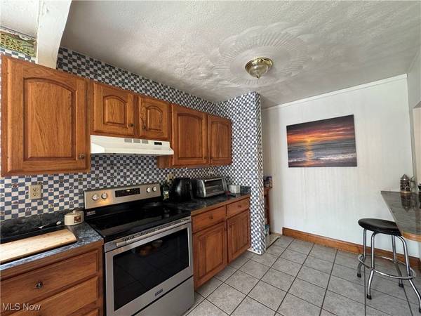 71322 Sharon RD, Bridgeport, OH 43912