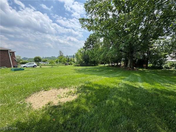 166 Bethesda ST, Barnesville, OH 43713