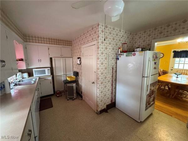 166 Bethesda ST, Barnesville, OH 43713