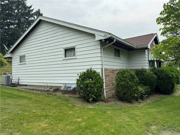 1281 Township Road 129, Adena, OH 43901