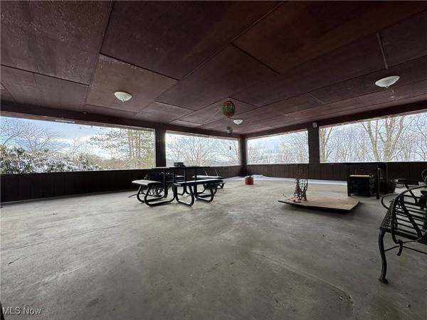 1281 Township Road 129, Adena, OH 43901