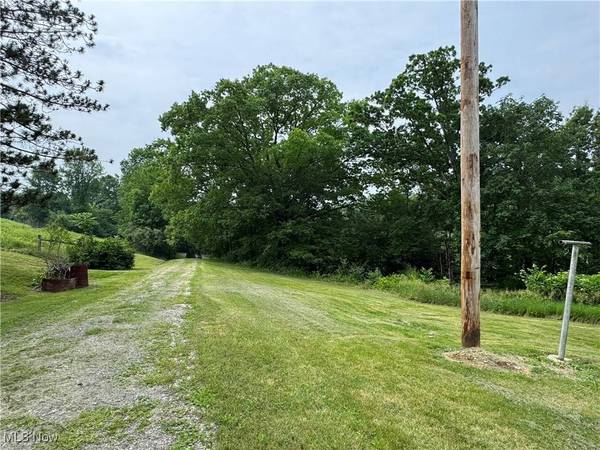1281 Township Road 129, Adena, OH 43901