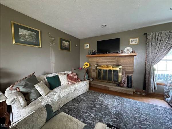 1267 State Route 250, Adena, OH 43901