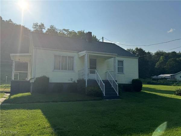 49770 Fairpoint Maynard RD, St Clairsville, OH 43950