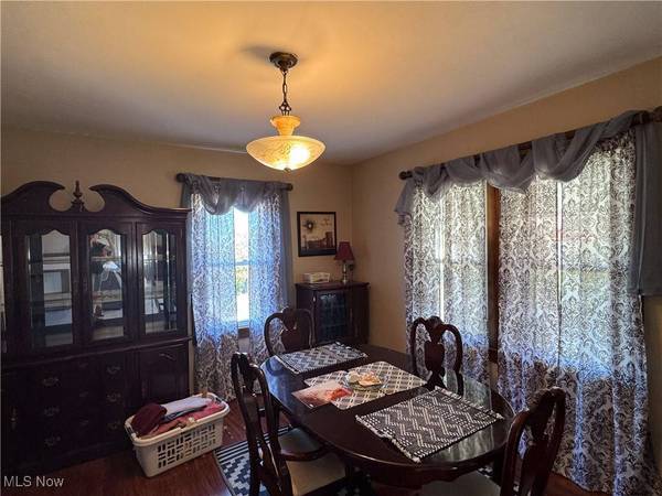 112 Parshall AVE, St Clairsville, OH 43950