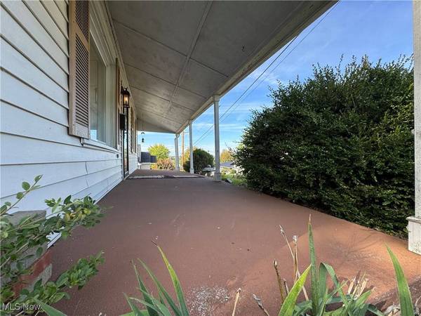 112 Parshall AVE, St Clairsville, OH 43950