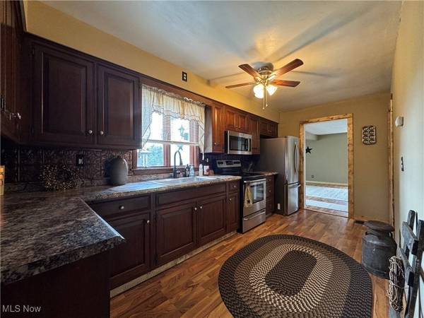 56745 Ferryview RD, Martins Ferry, OH 43935