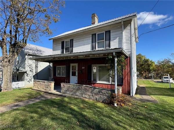 147 S Sugar ST, St Clairsville, OH 43950