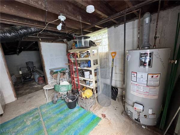 147 S Sugar ST, St Clairsville, OH 43950