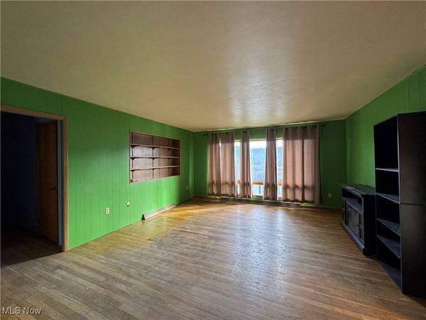 1511 N 9th ST, Martins Ferry, OH 43935