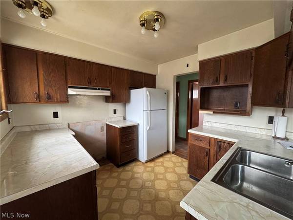 55400 Wabash ST, Bridgeport, OH 43912