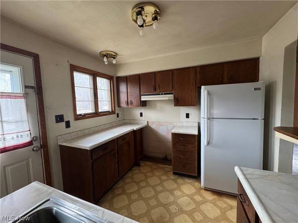 55400 Wabash ST, Bridgeport, OH 43912