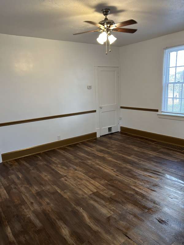 Moundsville, WV 26041-1312,1910 1st St