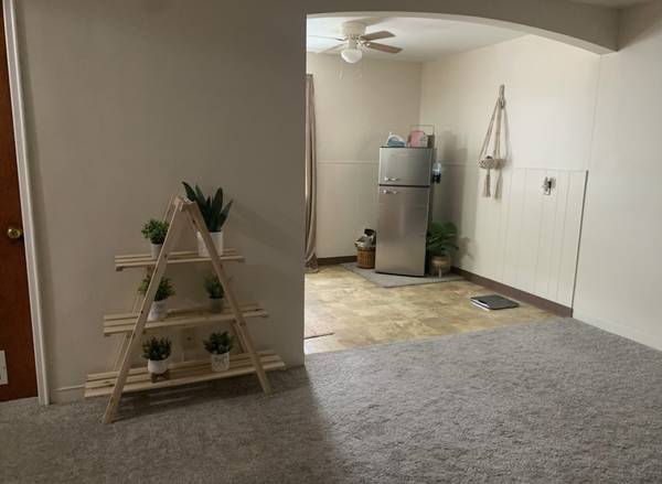 Wheeling, WV 26003-7150,1713 Warwood Ave #2