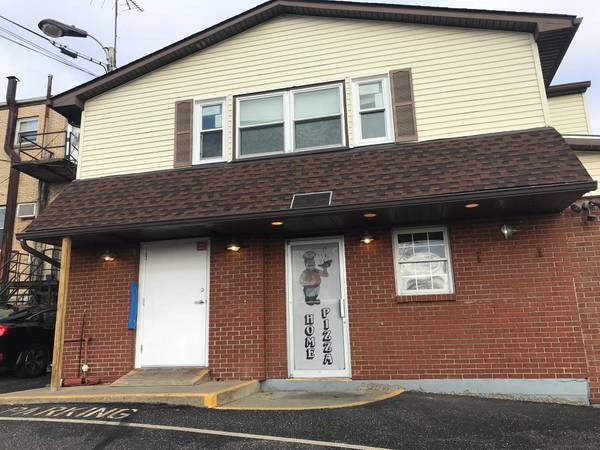 114 E Main St #A, St Clairsville, OH 43950-1526