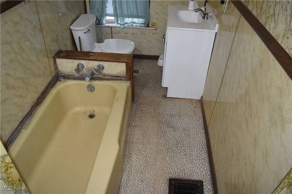 513 Union ST, Martins Ferry, OH 43935