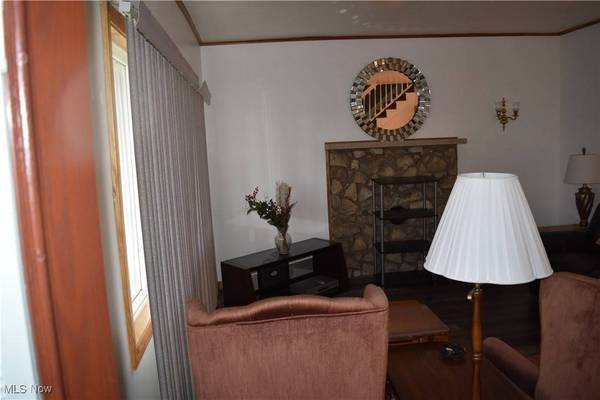 56929 Winding Hill RD, Bellaire, OH 43906