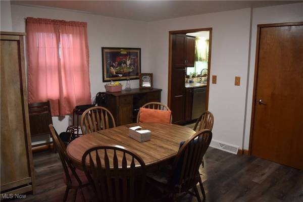 56929 Winding Hill RD, Bellaire, OH 43906