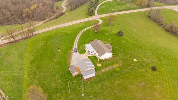 43996 Belmont Centerville RD, Belmont, OH 43718