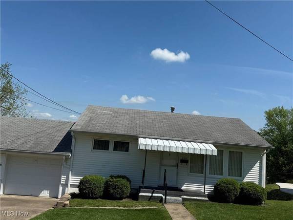 209 Taylor LN, St. Clairsville, OH 43950