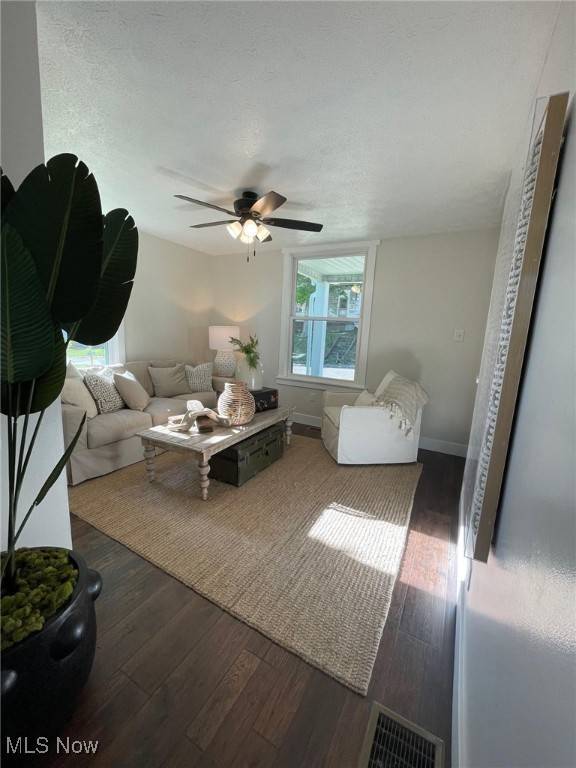 209 Oak ST, Bethesda, OH 43719