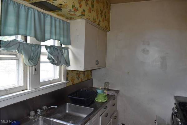 425 N Zane HWY, Martins Ferry, OH 43935