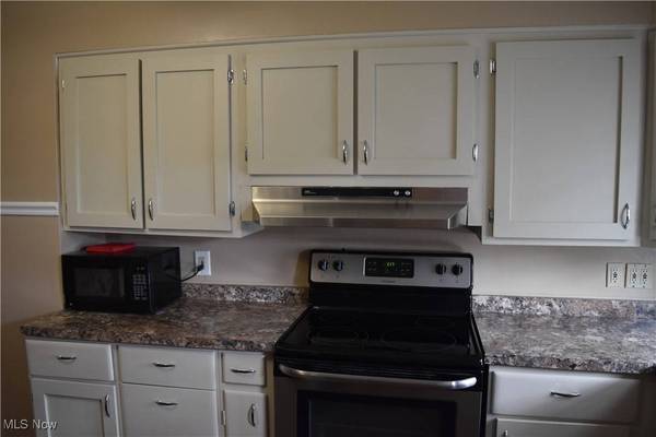 1028 Indiana ST, Martins Ferry, OH 43935